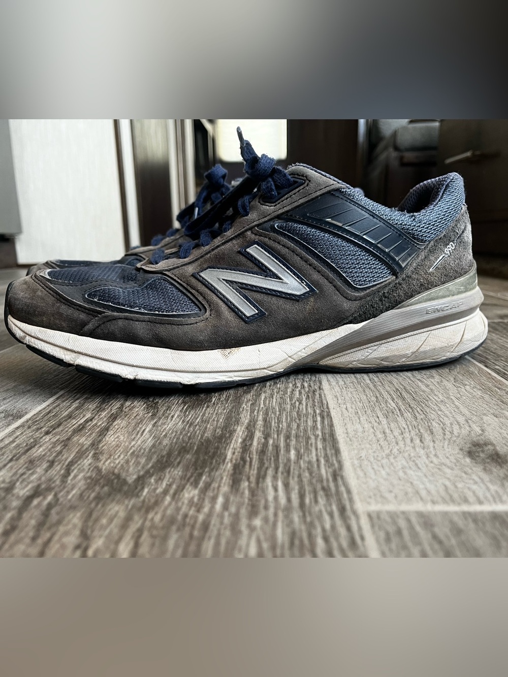 New Balance *Made in USA* Men's 990v5 Navy Sneakers size 11